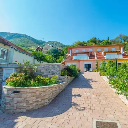Enigma 3 - Free Private Parking Appartamento Mostar